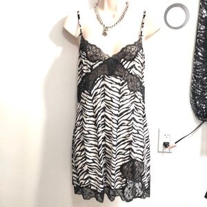 NWOT- Victoria’s Secret nightgown